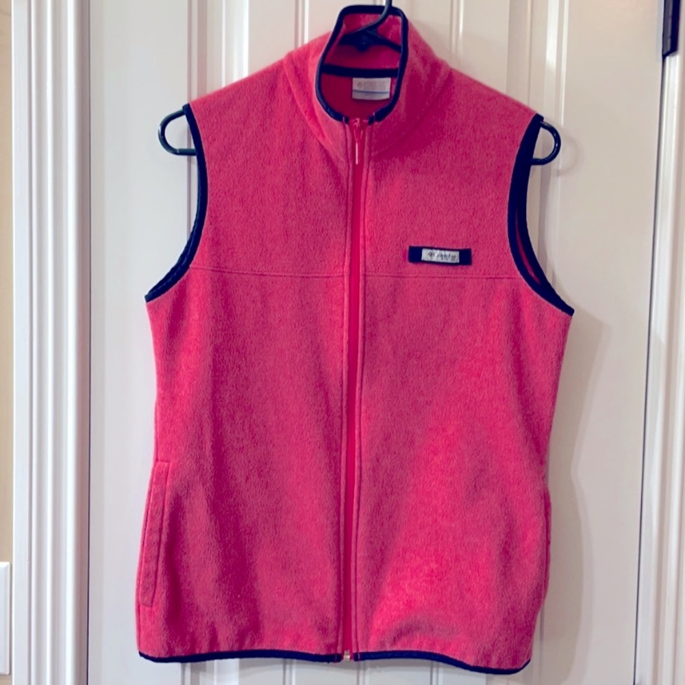 🍒 $5 when bundled Red Columbia vest light weight soft fleece vest zip up front